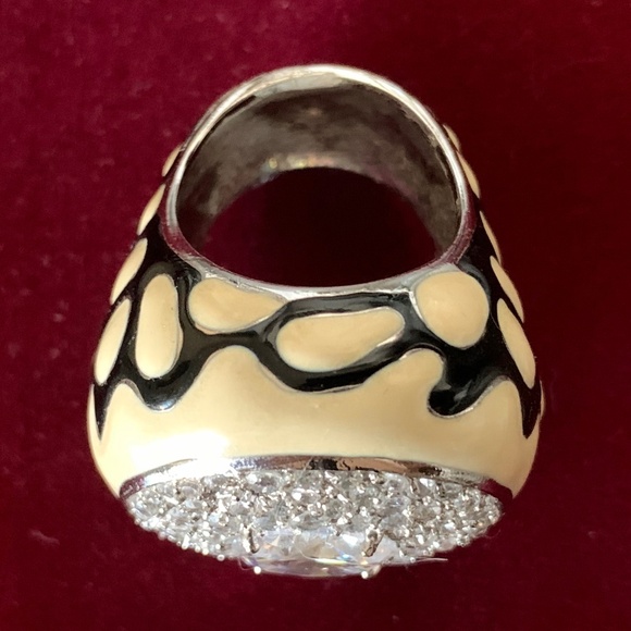 Vintage Style Enamel Dome Cocktail Ring Pavé Crystal Statement Jewelry – Black C - Picture 5 of 5